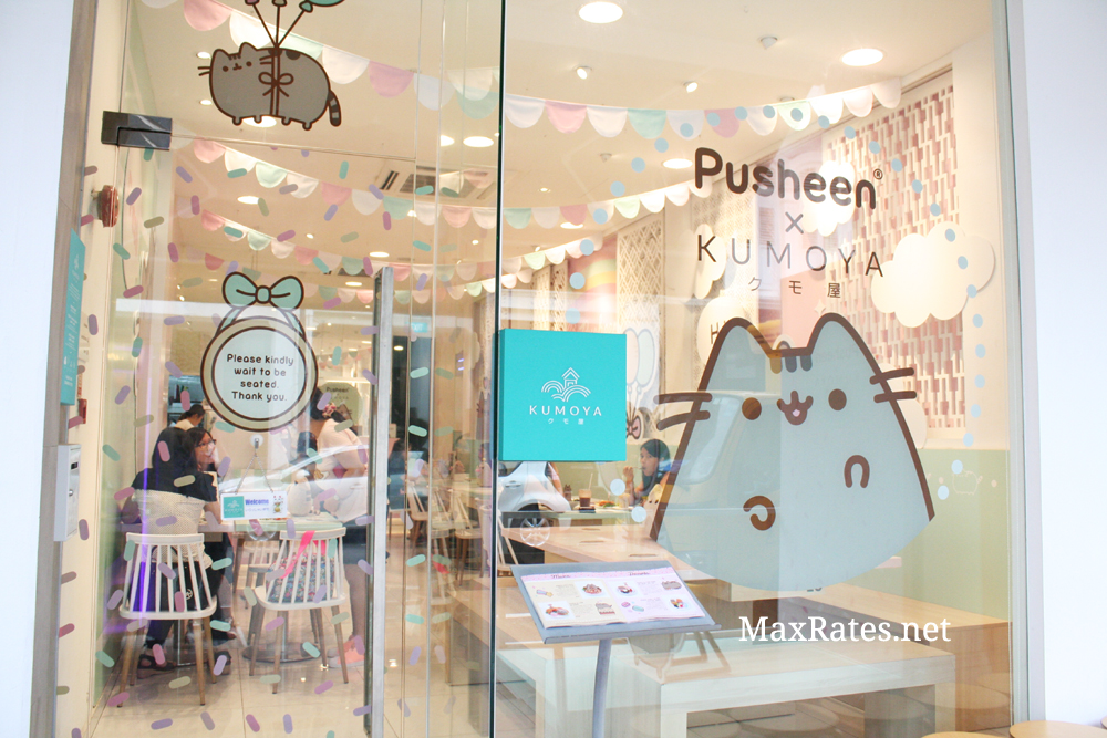 Exterior window view of Pusheen x Kumoya Cafe 2019.